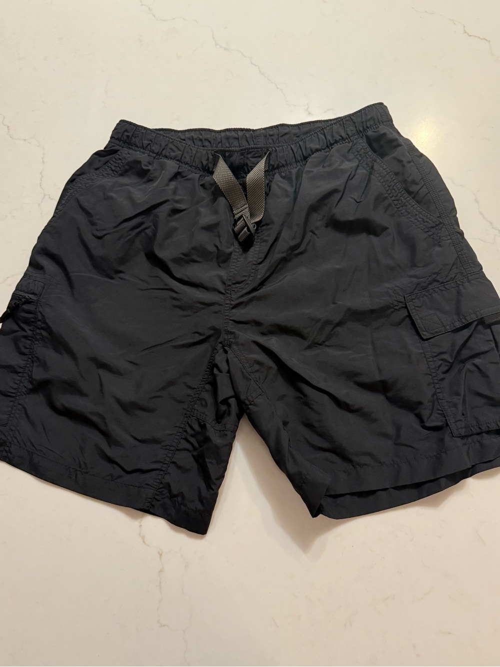 Columbia Men’s Black Utility Cargo Hiking Shorts Large